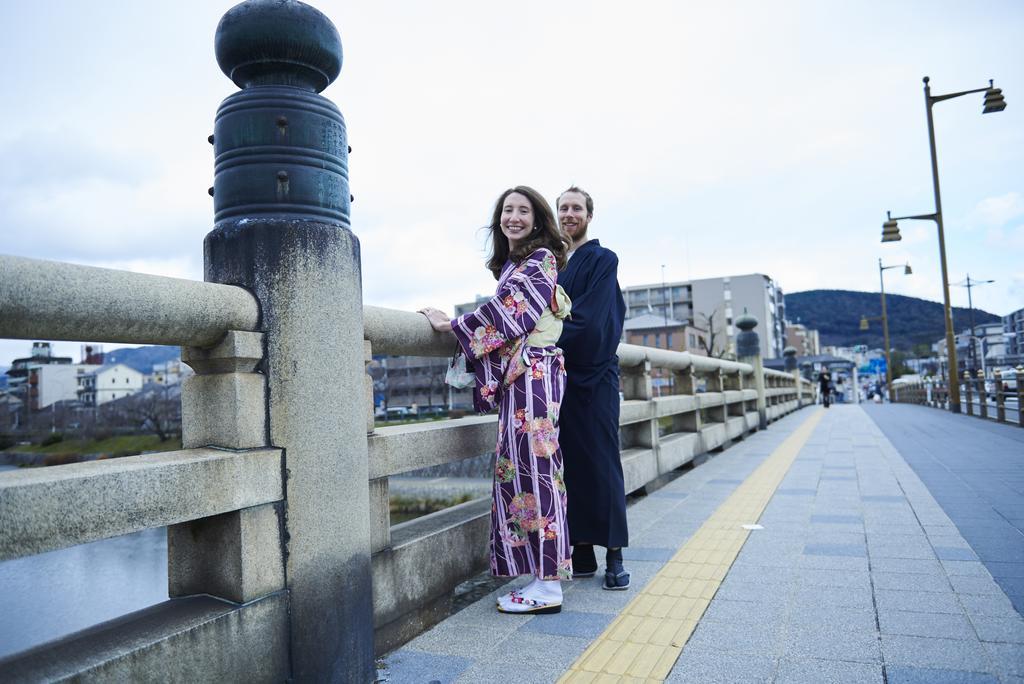 Pensión Connection Karasuma Gojo Kioto Exterior foto